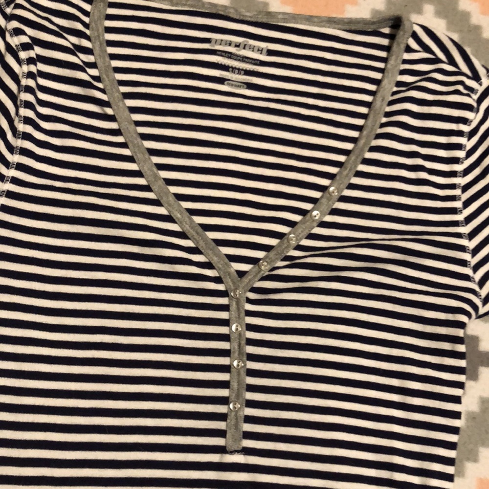 Old Navy Womens Navy Blue&White Striped “Perfect Henley” Short Sleeve Top Size S - Picture 4 of 12
